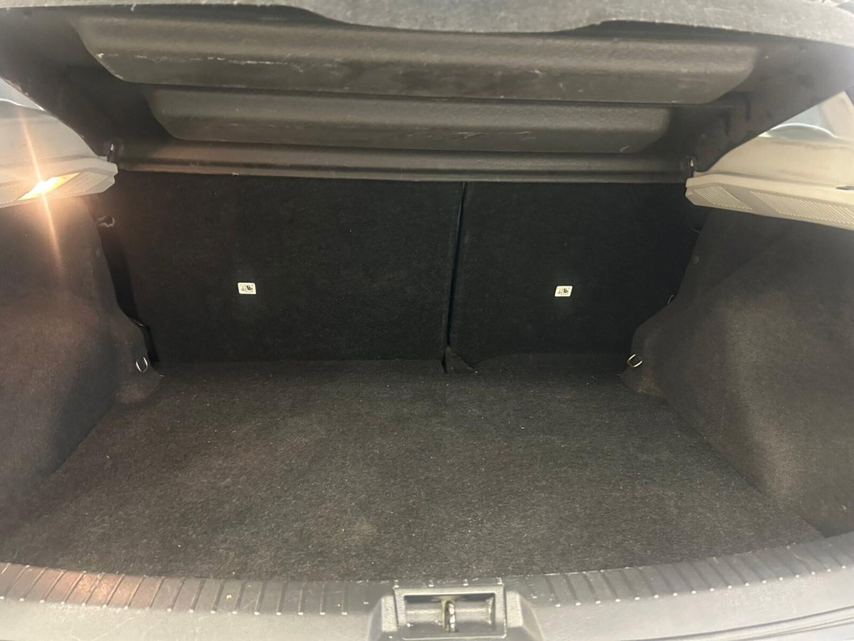 Nissan Qashqai 2.0 dCi DPF Tekna (12)