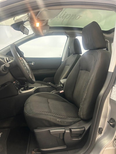 Nissan Qashqai 2.0 dCi DPF Tekna (14)