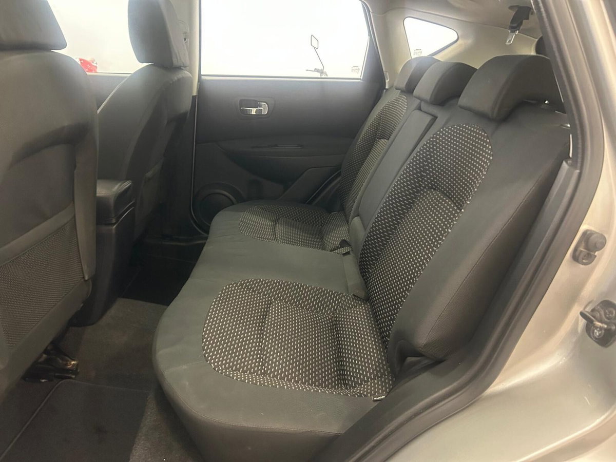 Nissan Qashqai 2.0 dCi DPF Tekna (7)