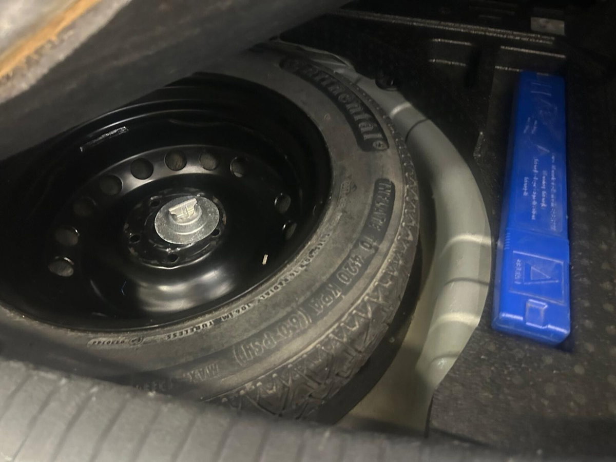 Nissan Qashqai 2.0 dCi DPF Tekna (8)