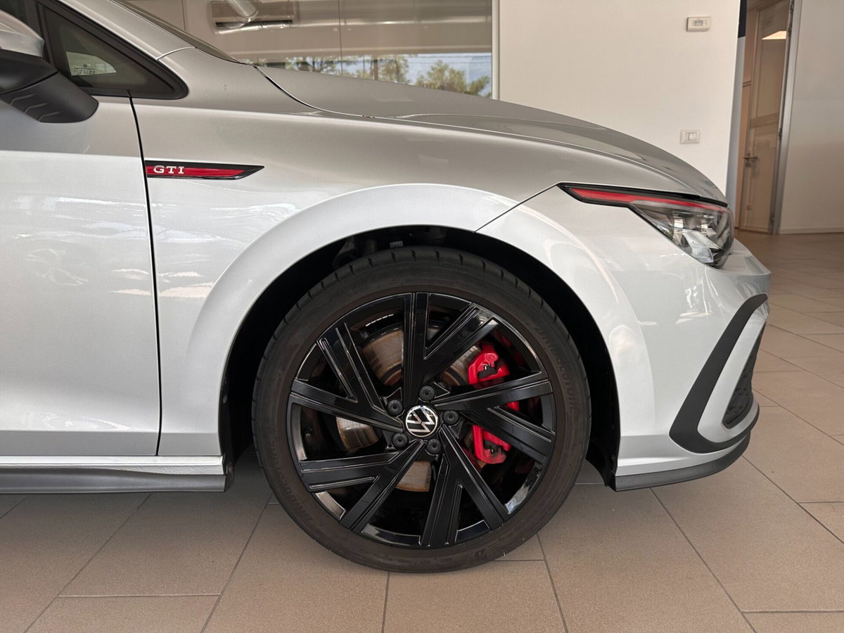 Volkswagen Golf 2.0 TSI GTI DSG (4)
