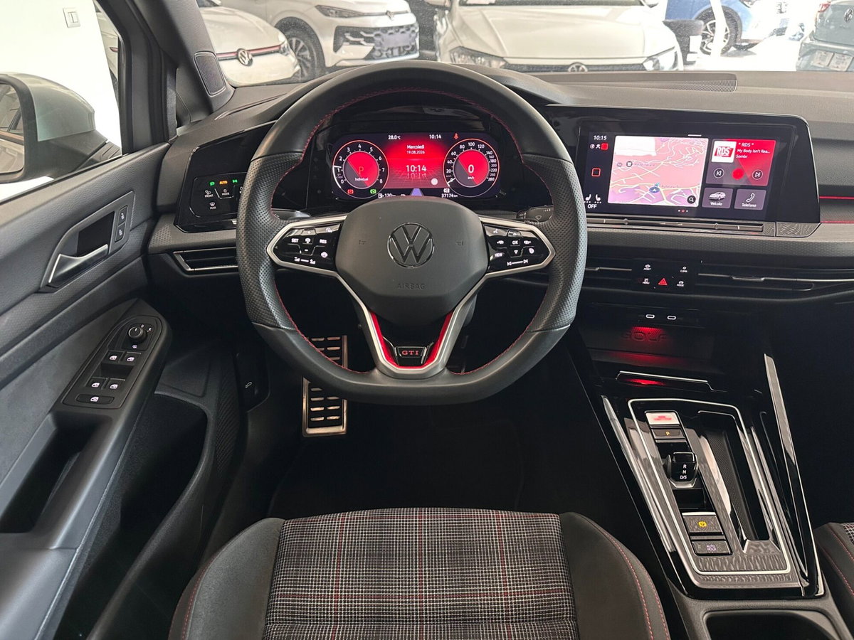 Volkswagen Golf 2.0 TSI GTI DSG (8)
