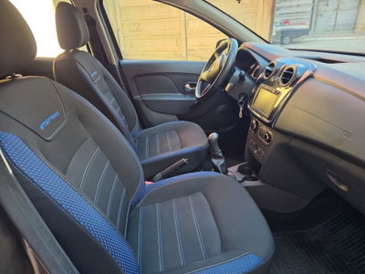 Dacia Sandero Stepway 1.5 Blue dCi 95CV 15th Anniversary (10)