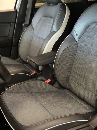 Renault Captur TCe 100 CV GPL FAP Intens (9)