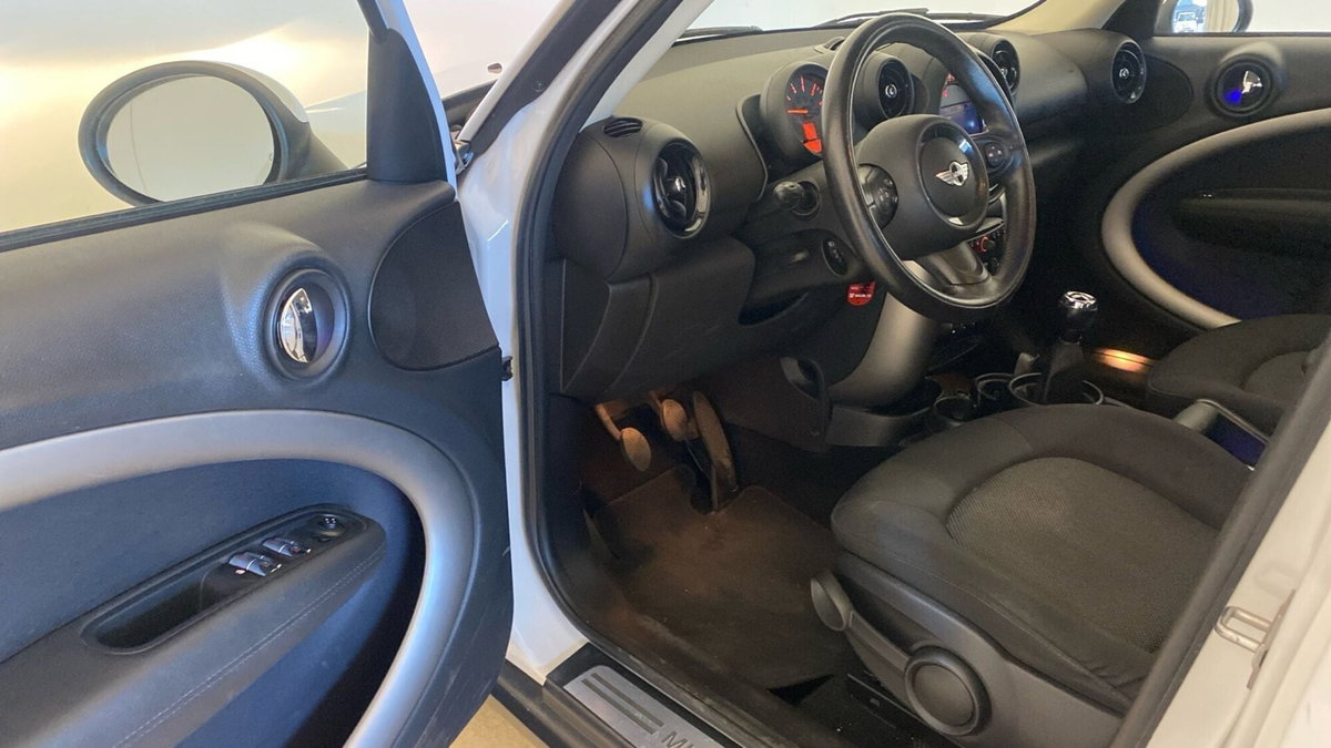 MINI Mini Countryman 1.6 One D Countryman (7)