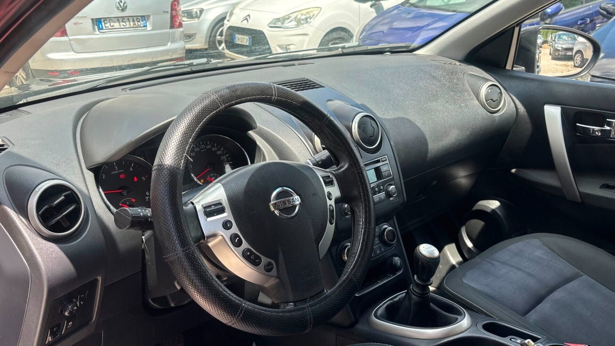 Nissan Qashqai 1.5 dCi DPF Tekna (5)