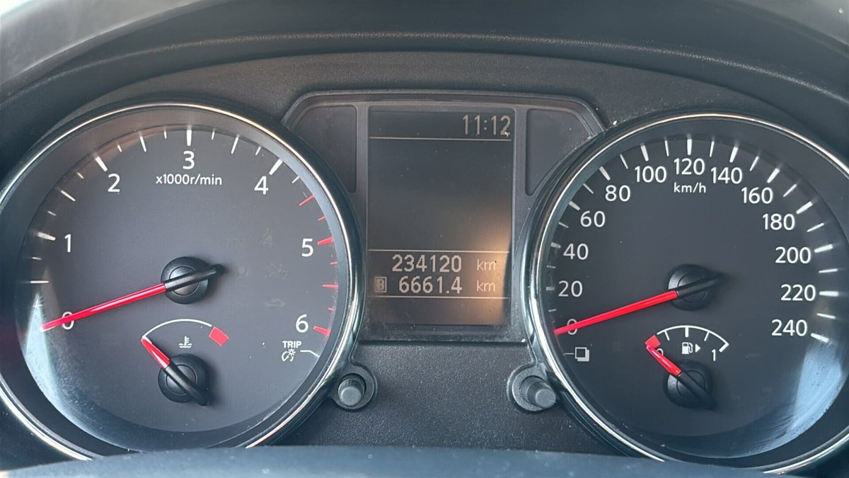 Nissan Qashqai 1.5 dCi DPF Tekna (6)
