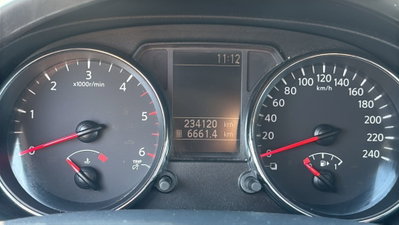Nissan Qashqai 1.5 dCi DPF Tekna (6)