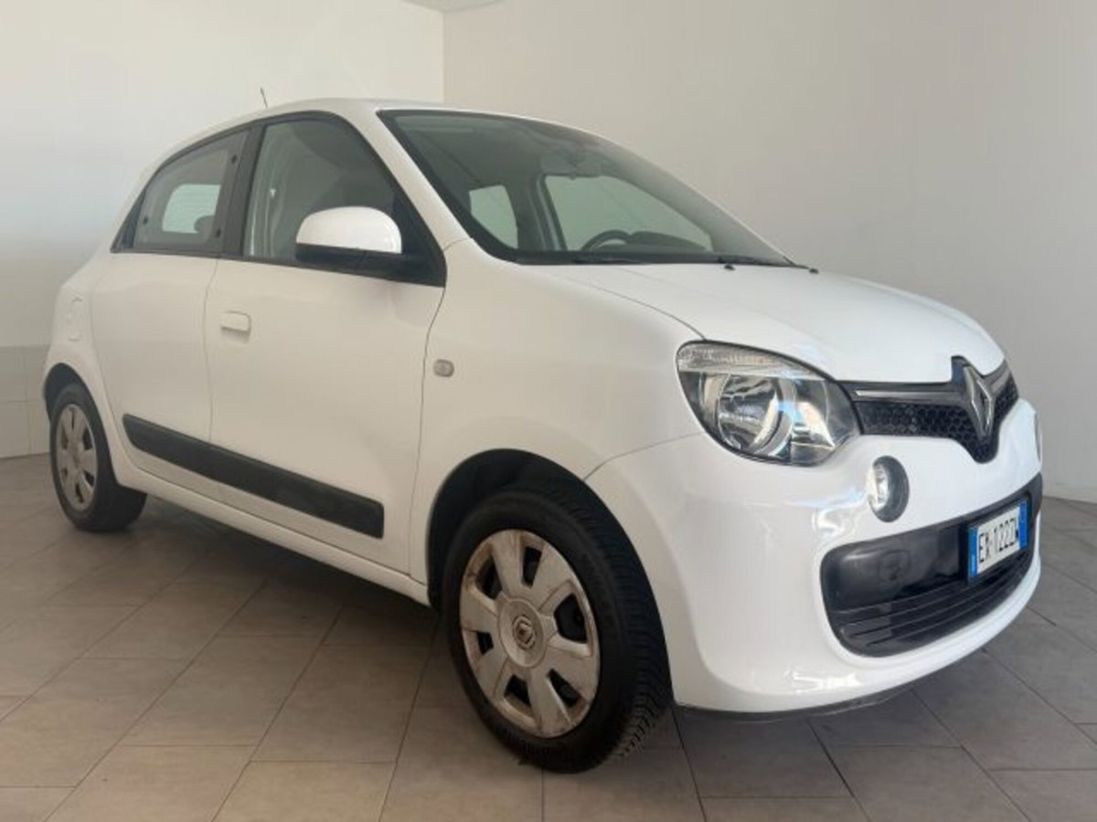 Renault Twingo 1.0 SCe Wave (2)