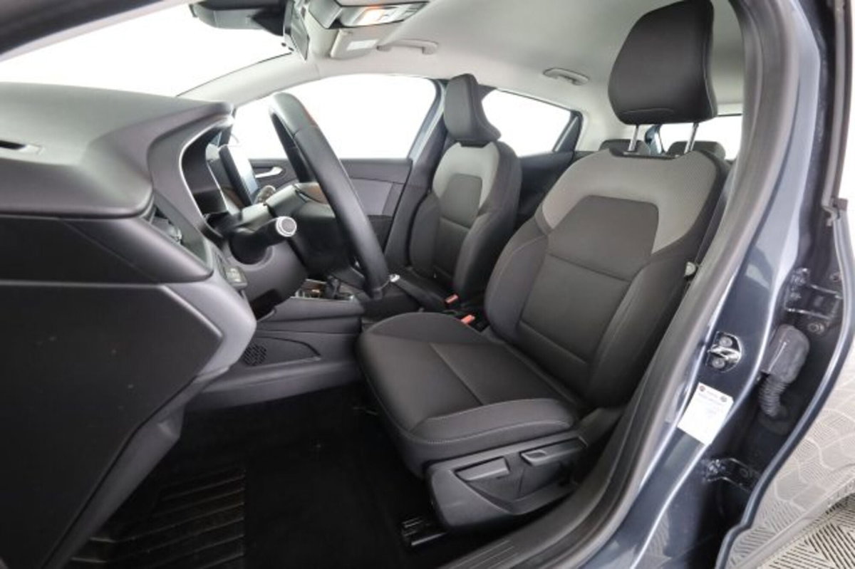 Renault Clio TCe 100 CV 5 porte Business (2)