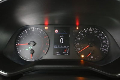 Renault Clio TCe 100 CV 5 porte Business (7)
