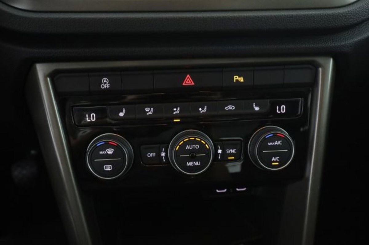 Volkswagen T-Roc 1.0 TSI 115 CV Style BlueMotion Technology (12)