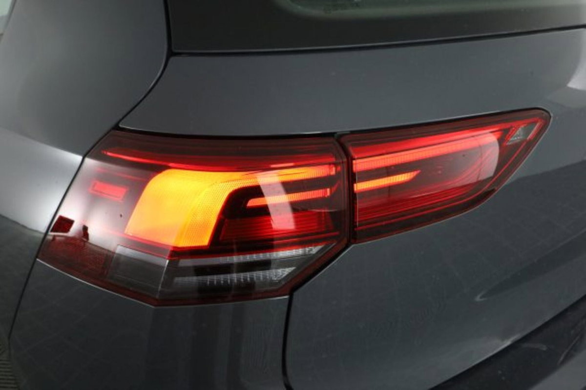 Volkswagen Golf 1.0 TSI EVO Life (10)