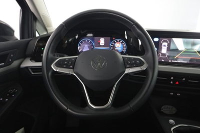 Volkswagen Golf 1.0 TSI EVO Life (5)
