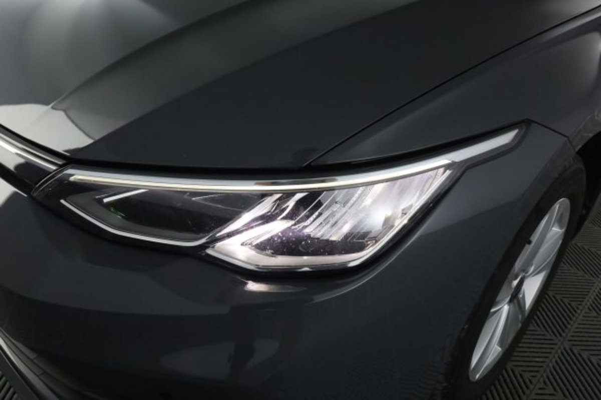 Volkswagen Golf 1.0 TSI EVO Life (9)
