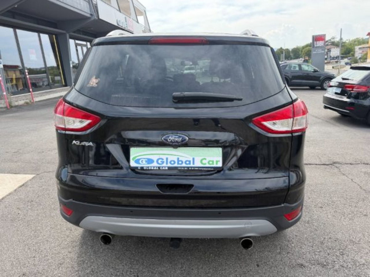 Ford Kuga 2.0 TDCi 163 CV 4WD DPF (4)