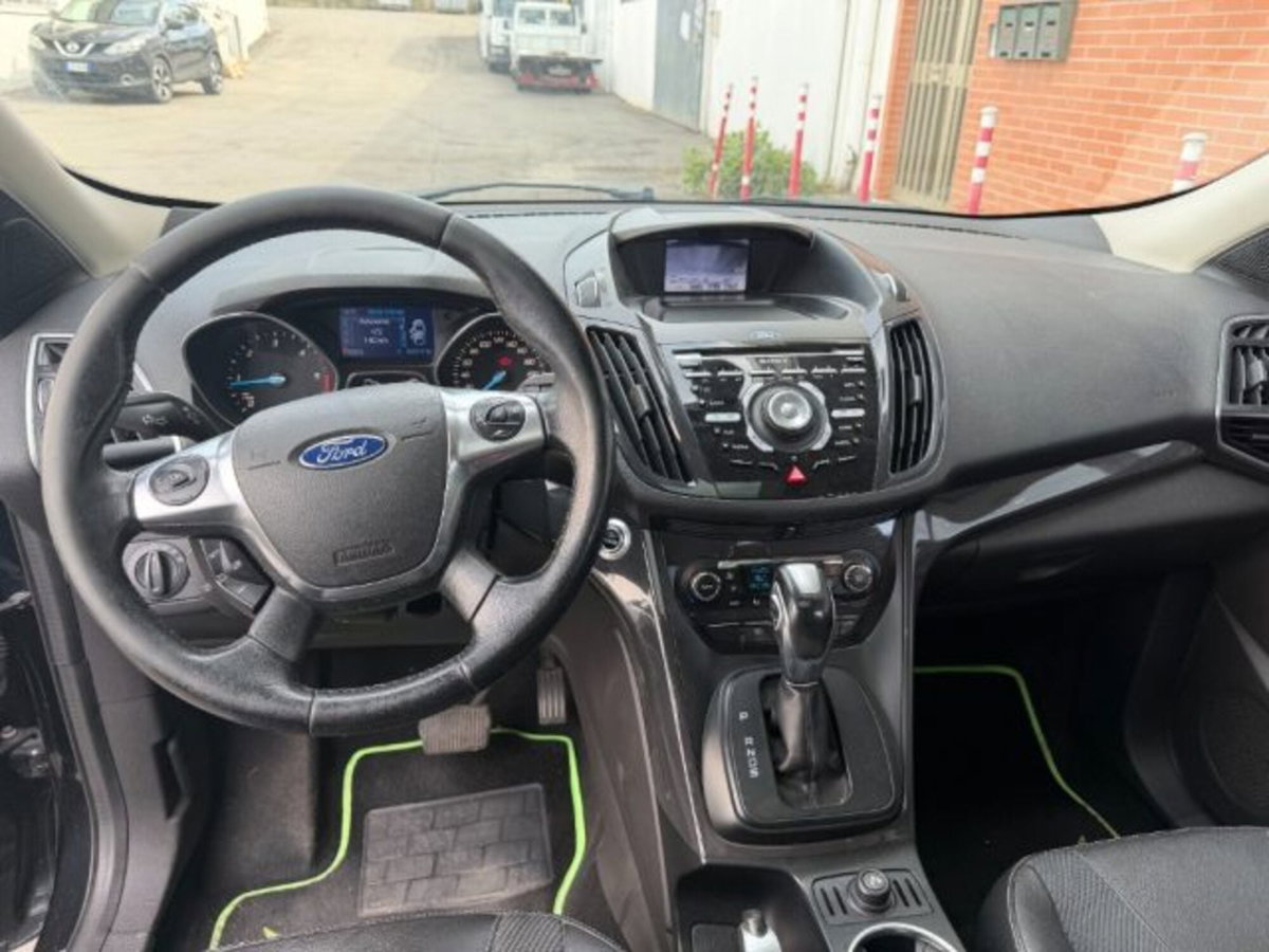 Ford Kuga 2.0 TDCi 163 CV 4WD DPF (9)