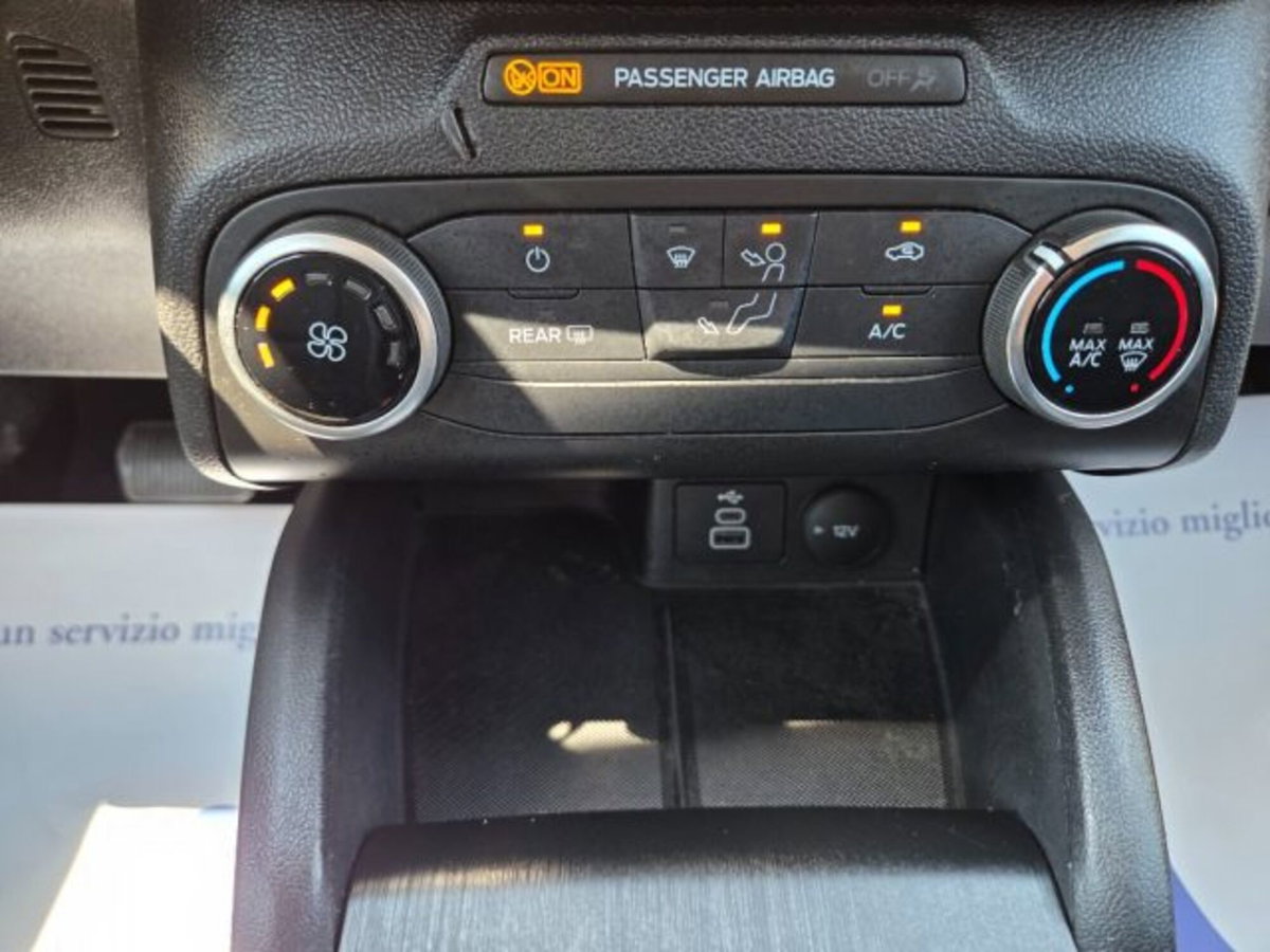 Ford Focus 1.5 EcoBlue 120 CV aut. 5p. Active Design (12)