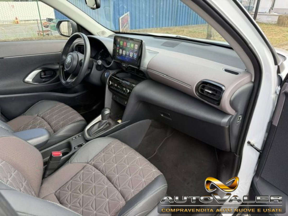 Toyota Yaris Cross 1.5h GR Sport Black Sky fwd 116cv e-cvt (11)