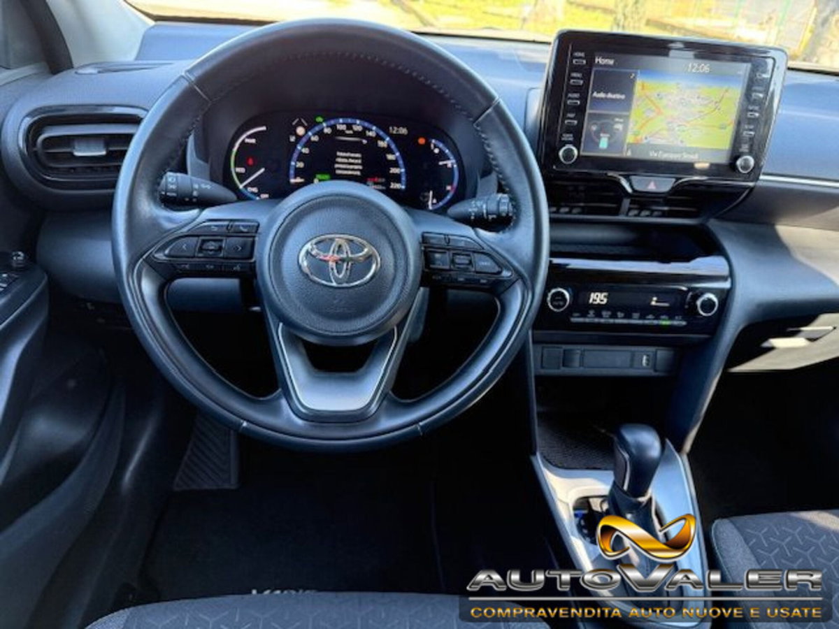 Toyota Yaris Cross 1.5h GR Sport Black Sky fwd 116cv e-cvt (17)
