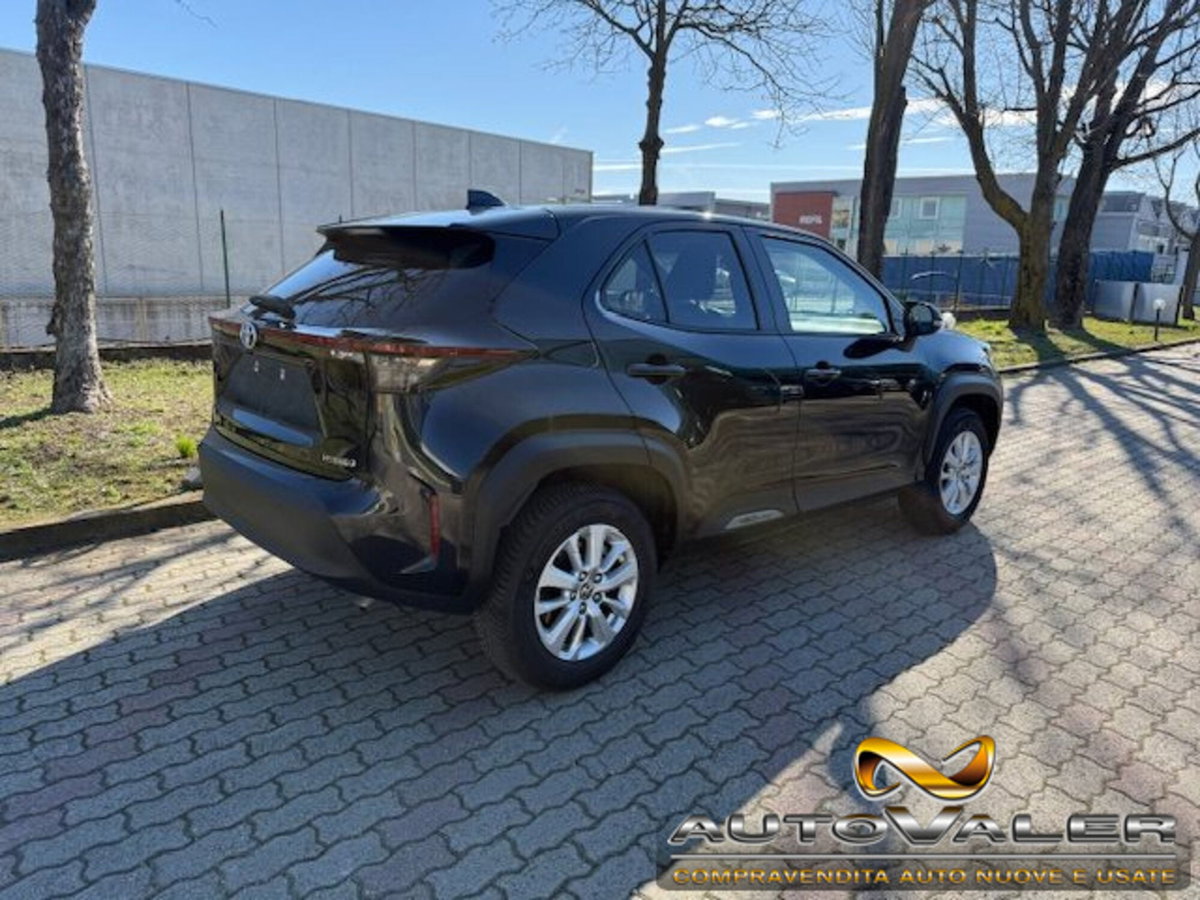 Toyota Yaris Cross 1.5h GR Sport Black Sky fwd 116cv e-cvt (4)