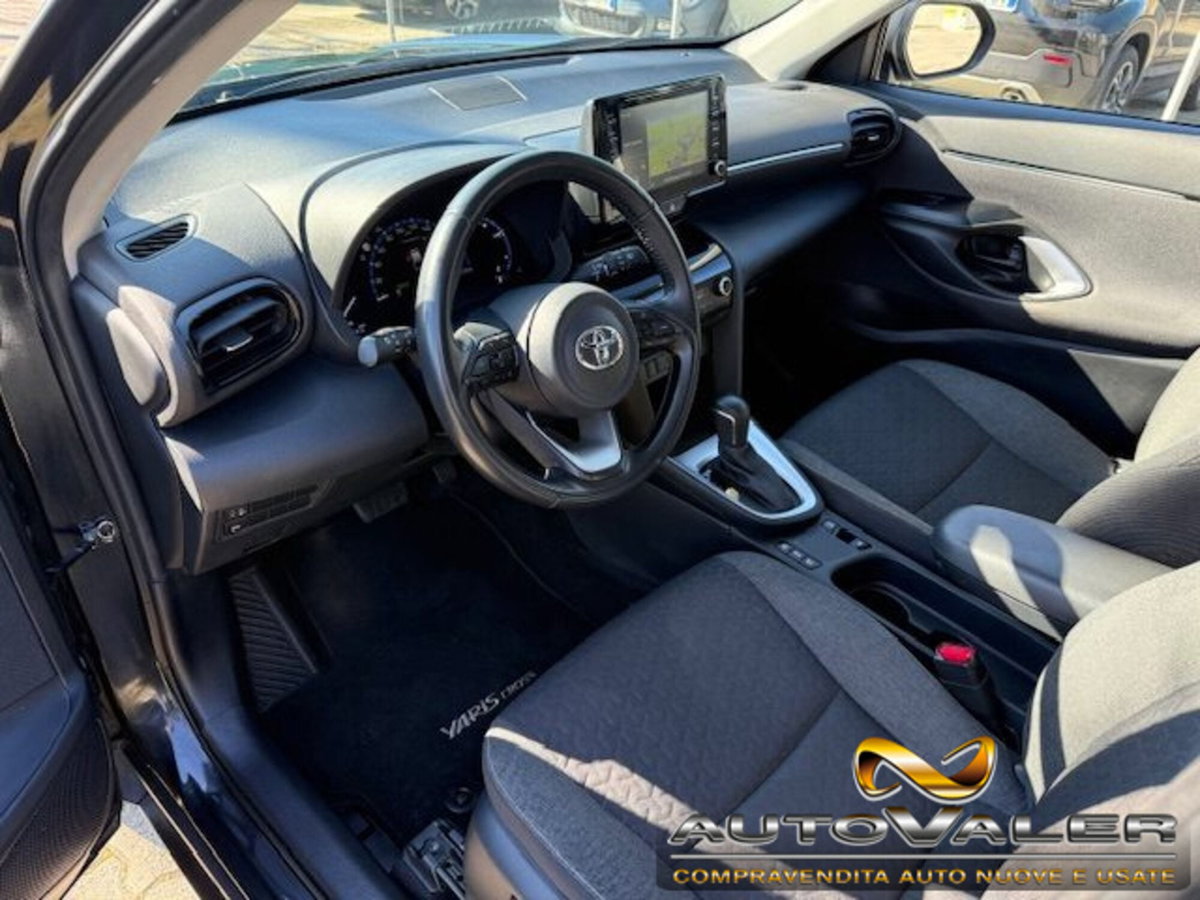 Toyota Yaris Cross 1.5h GR Sport Black Sky fwd 116cv e-cvt (8)
