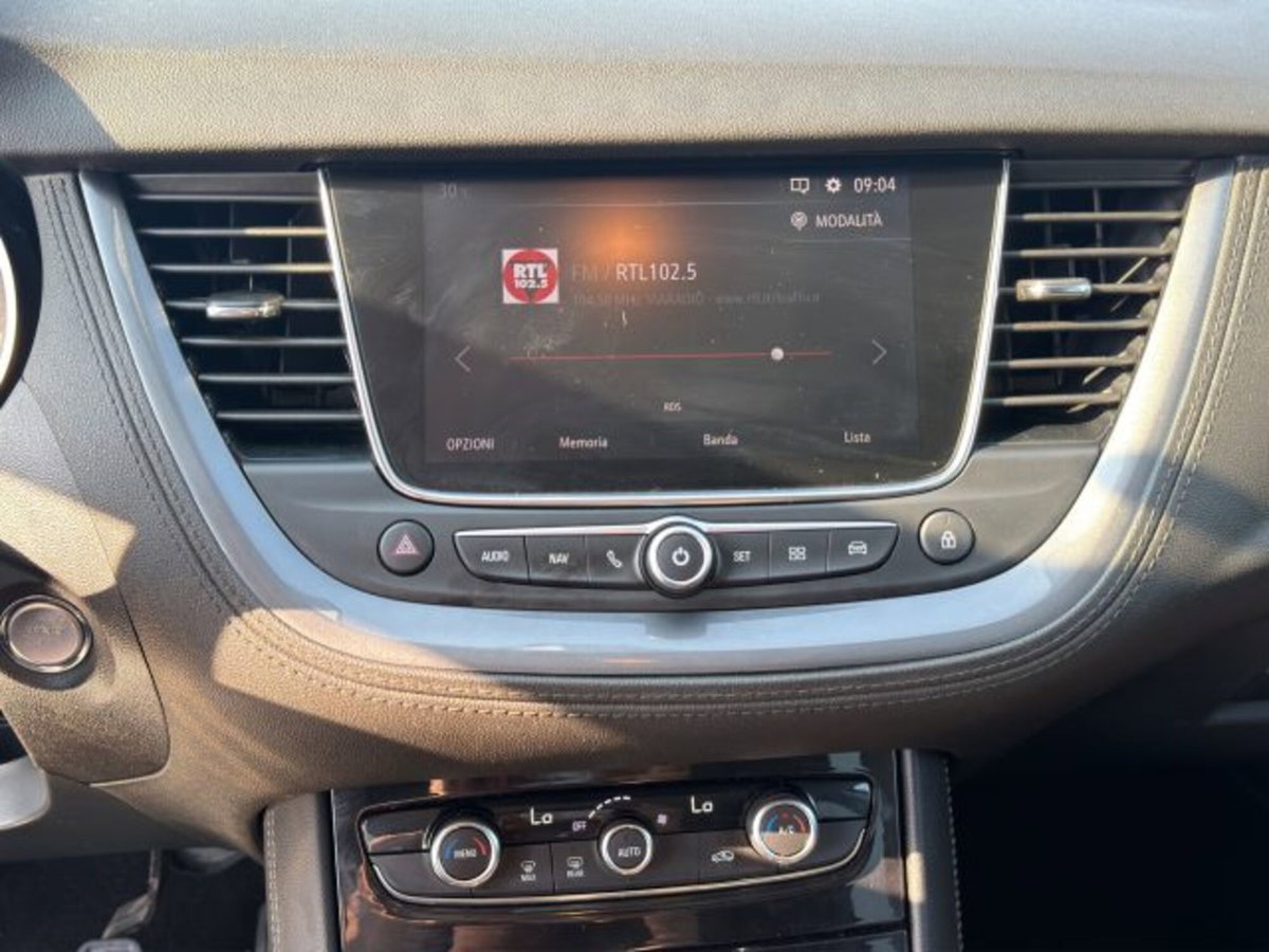 Opel Grandland X 1.6 diesel Ecotec Start&Stop Innovation (17)