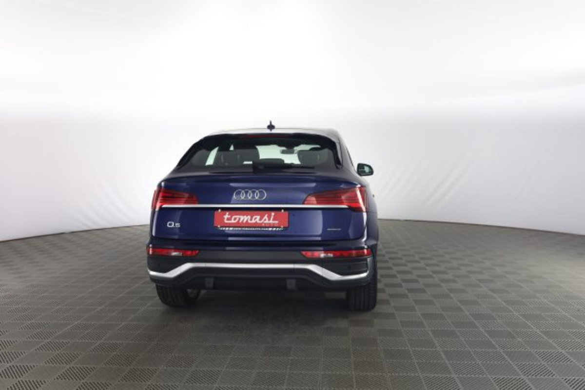 Audi Q5 Sportback 40 2.0 tdi mhev 12V S line Plus quattro s-tronic (5)
