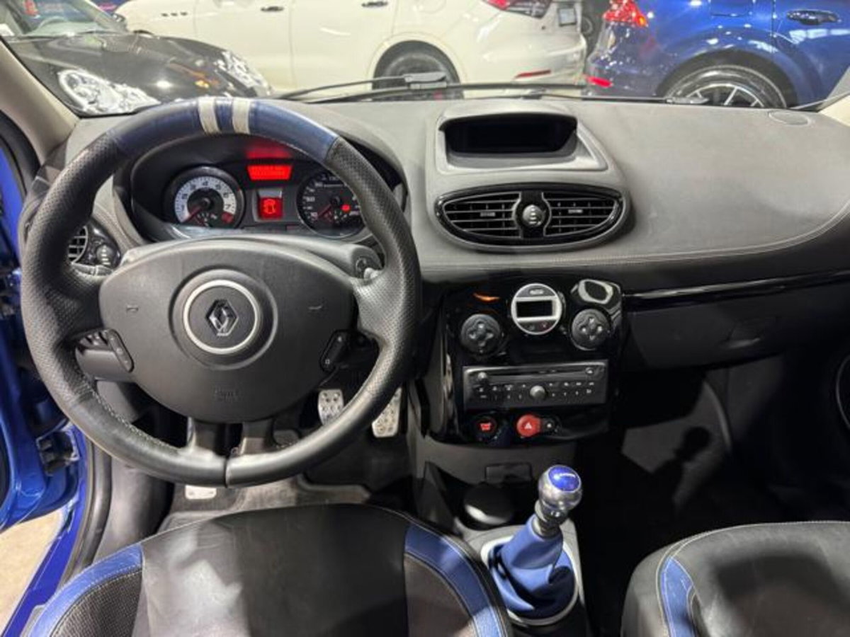 Renault Clio 2.0 16V 203CV 3 porte RS Gordini (13)