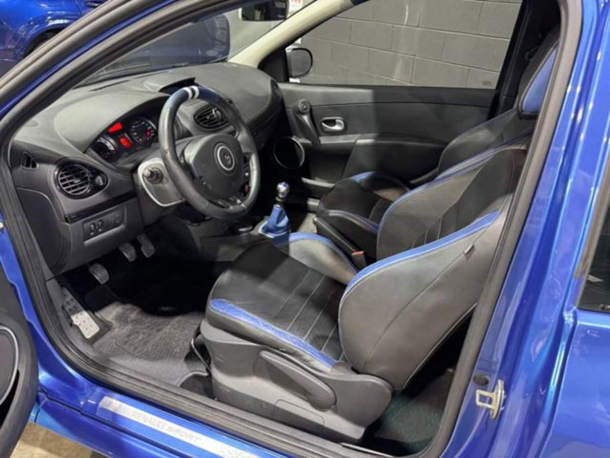 Renault Clio 2.0 16V 203CV 3 porte RS Gordini (7)