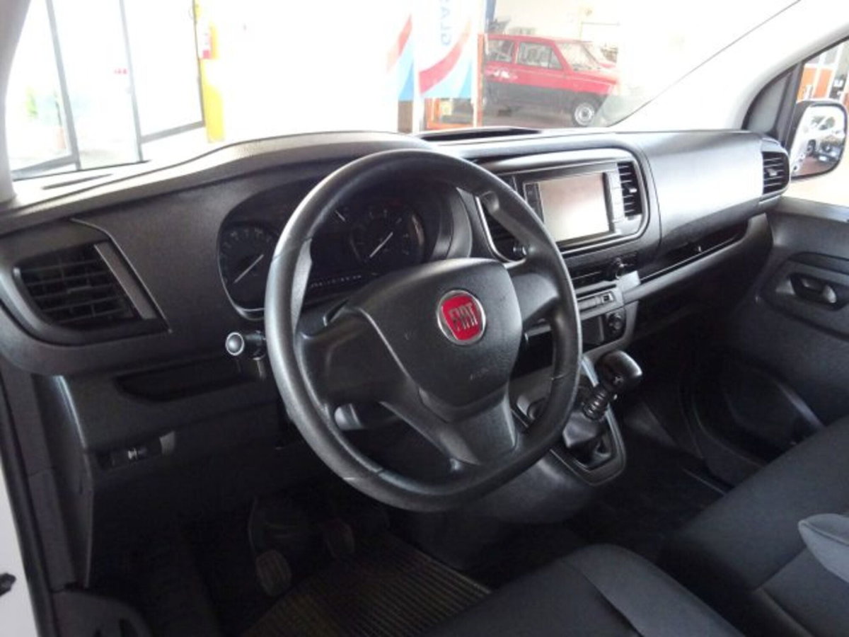 Fiat Scudo Furgone 2.0 BlueHDi 145CV AT8 PL-TN Furgone Lounge (8)