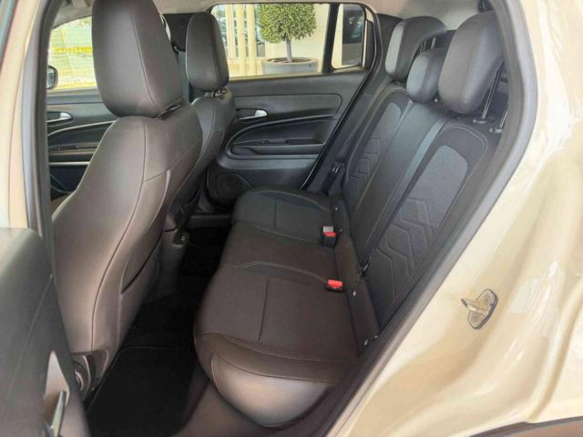 Jeep Avenger 1.2 turbo Altitude fwd 100cv (11)