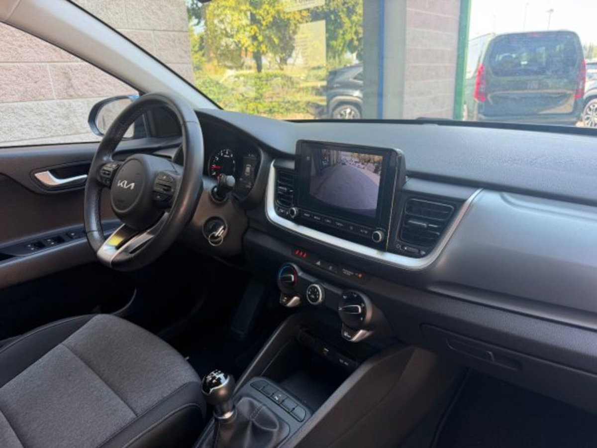 Kia Stonic 1.2 DPI Style (19)