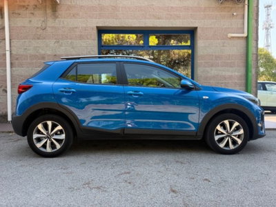 Kia Stonic 1.2 DPI Style (2)