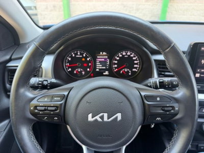 Kia Stonic 1.2 DPI Style (7)