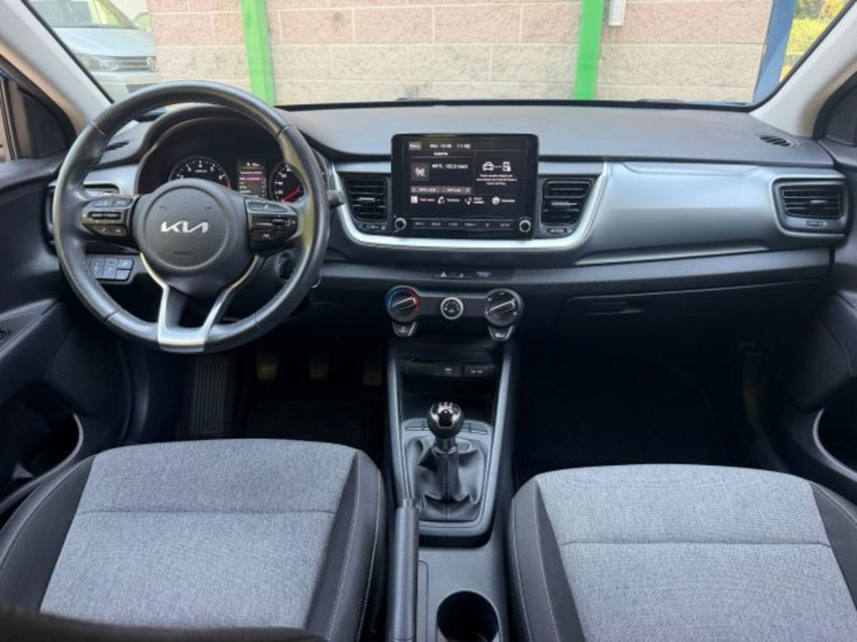 Kia Stonic 1.2 DPI Style (9)