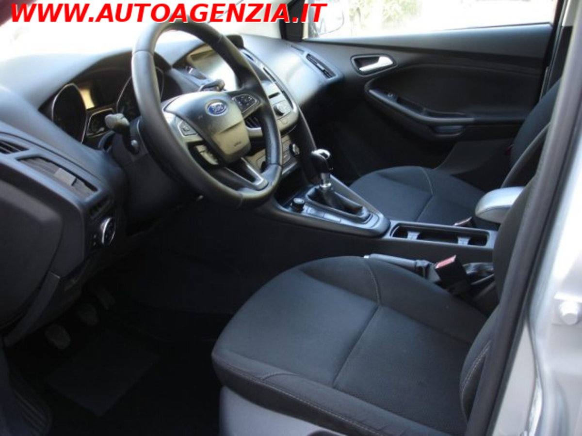 Ford Focus 1.5 TDCi 120 CV Start&Stop Business (12)
