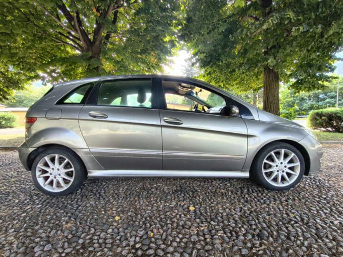 Mercedes-Benz Classe B 180 CDI (4)