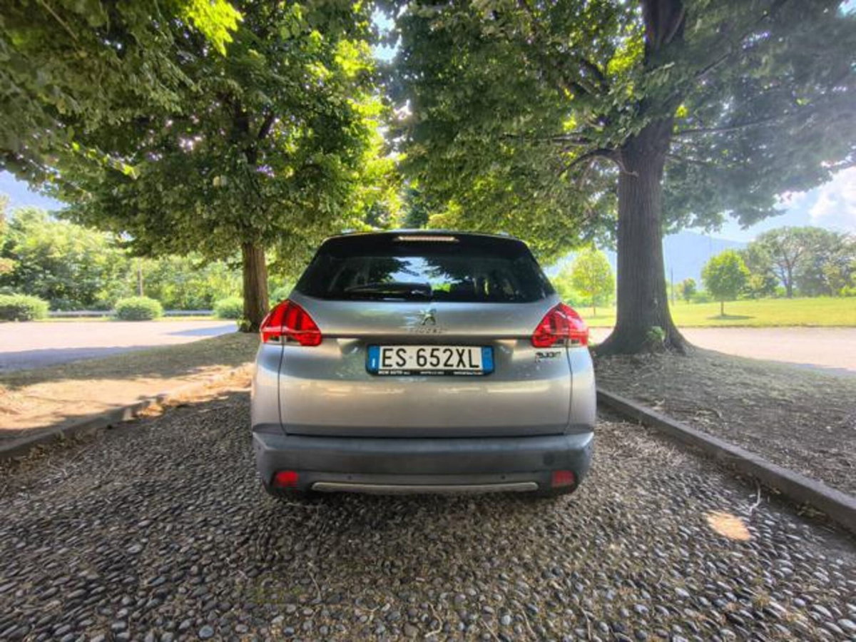 Peugeot 2008 e-HDi 92 CV Stop&Start robotizzato Allure (5)