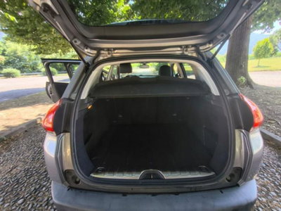 Peugeot 2008 e-HDi 92 CV Stop&Start robotizzato Allure (9)