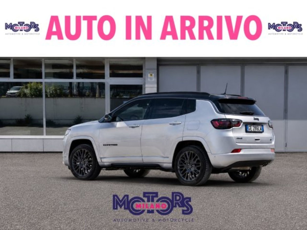 Jeep Compass 1.3 T4 190CV PHEV AT6 4xe Limited (2)