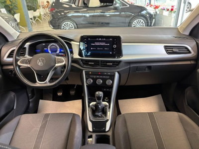 Volkswagen T-Roc 1.0 tsi Edition 110cv (10)