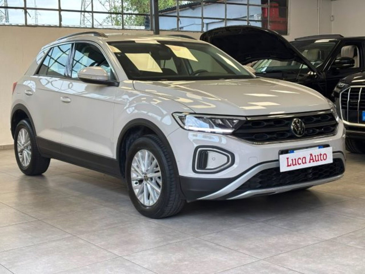 Volkswagen T-Roc 1.0 tsi Edition 110cv (3)