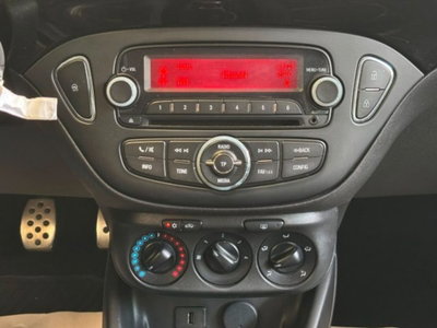 Opel Corsa 1.2 5 porte (13)