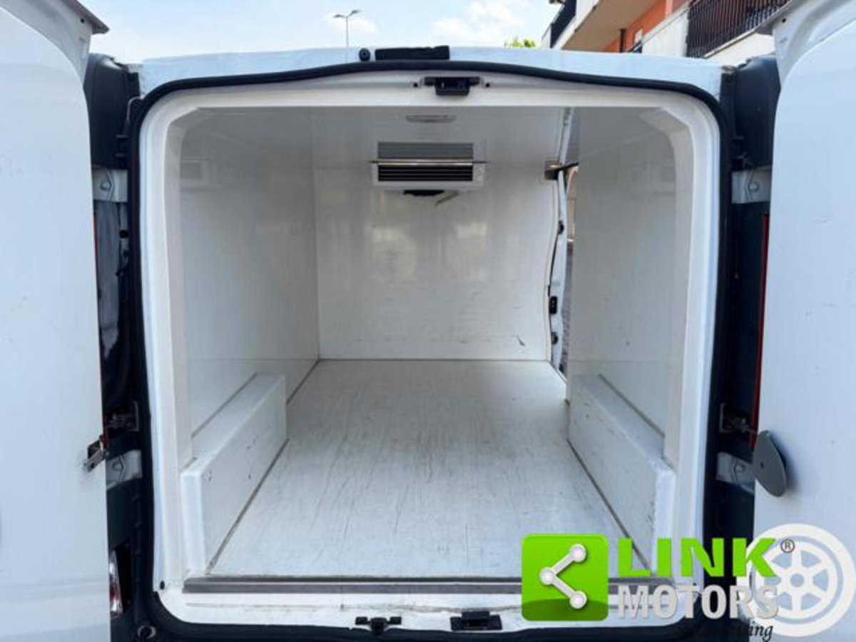 Opel Vivaro Furgone 27 2.0 CDTI 120CV PC-TN Tour Cosmo Fap (17)