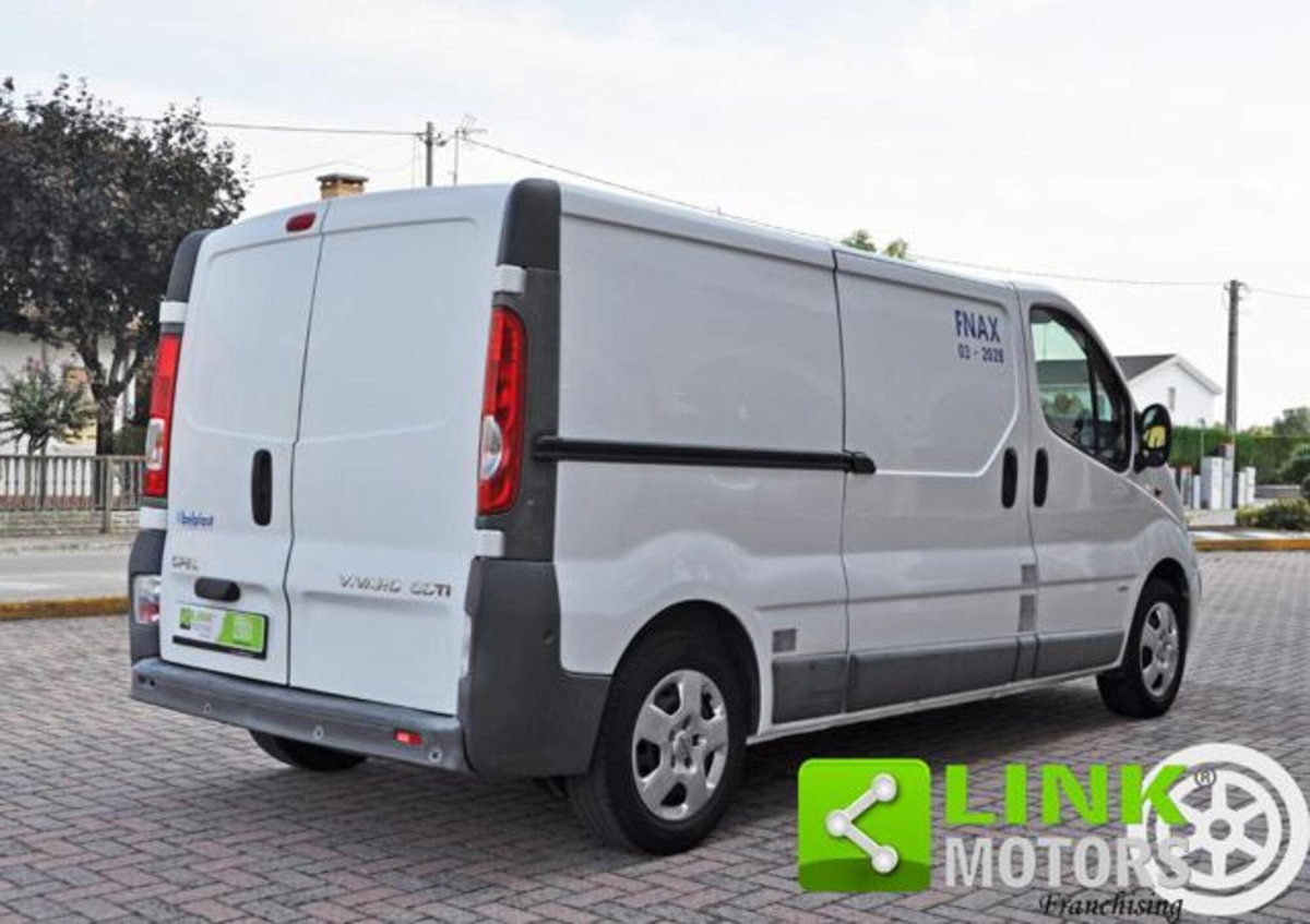 Opel Vivaro Furgone 27 2.0 CDTI 120CV PC-TN Tour Cosmo Fap (5)