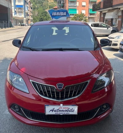 Lancia Ypsilon 1.0 FireFly 5 porte S&S Hybrid Silver Plus usata