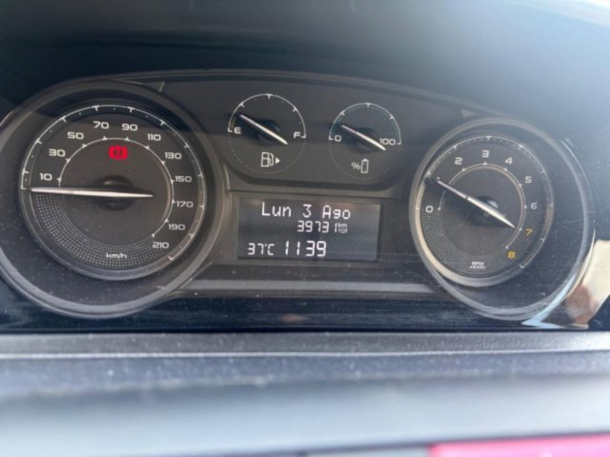 Lancia Ypsilon 1.0 FireFly 5 porte S&S Hybrid Silver Plus (7)