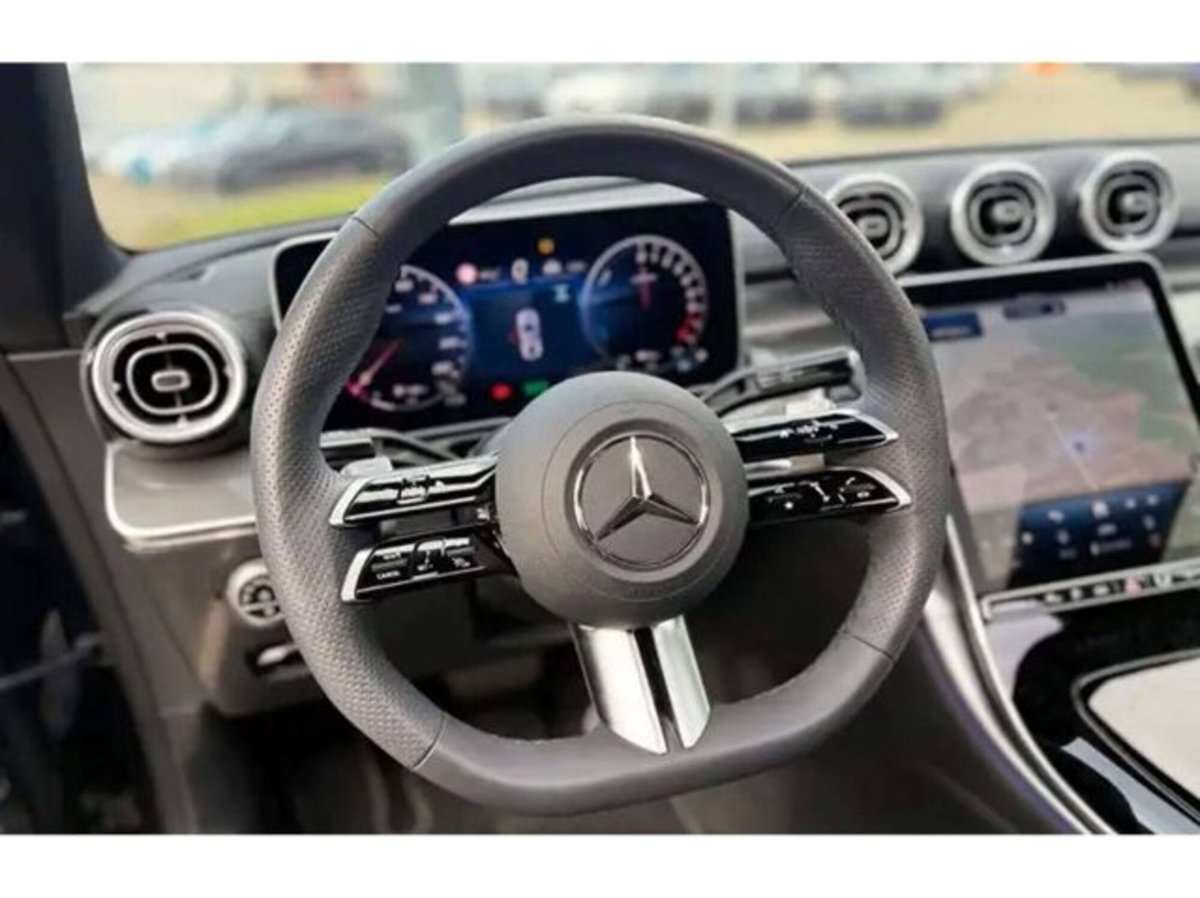 Mercedes-Benz CLE Coupé 300 e phev AMG Line Premium Plus auto (11)