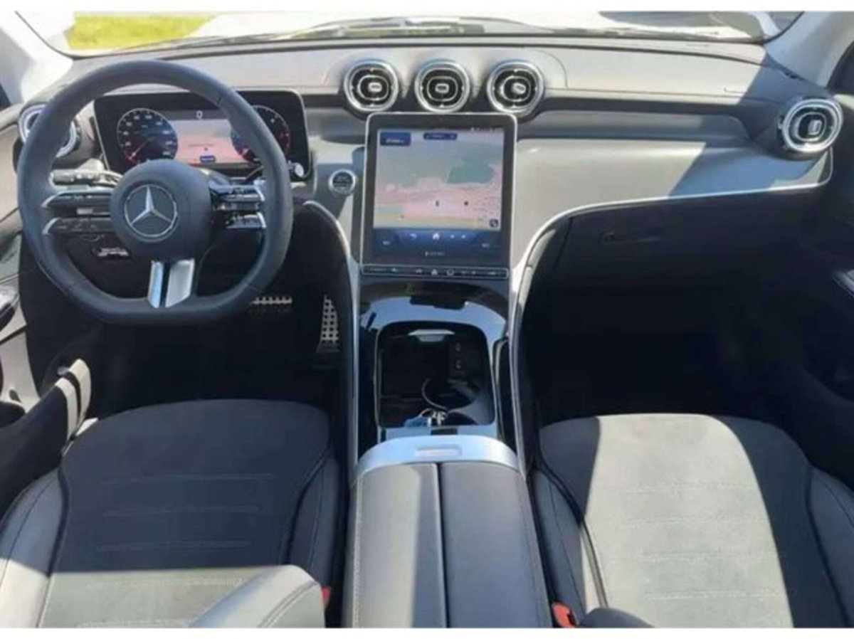 Mercedes-Benz GLC SUV 220 d AMG Line Premium Plus 4matic auto (7)